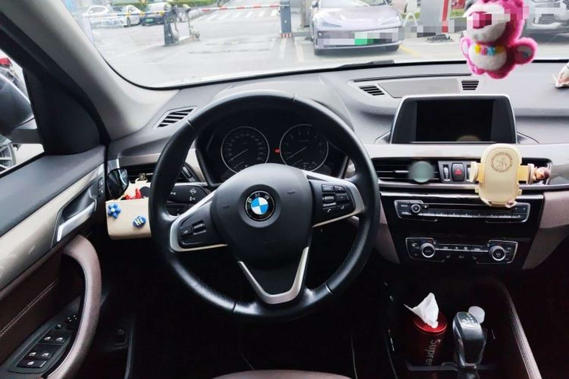 Used BMW X1 2018 xDrive20Li Luxury Edition Steering Wheel