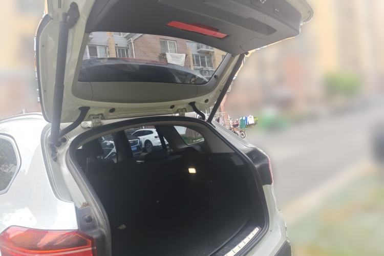 Used BMW X1 2018 sDrive20Li Leading Model Trunk