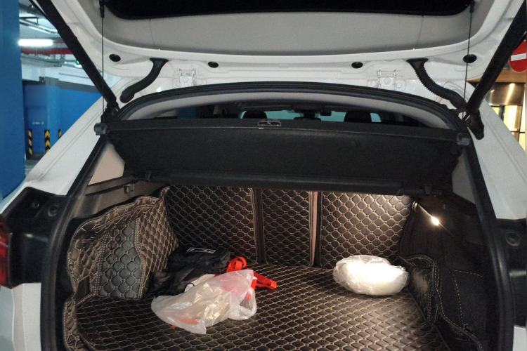 Used BMW X1 2018 sDrive18Li Luxury Model Trunk
