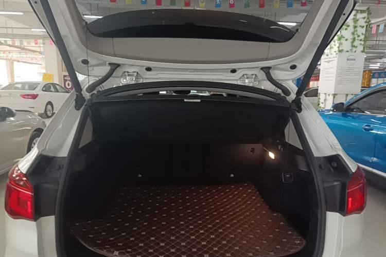 Used BMW X1 2018 sDrive18Li Fashion Model Trunk