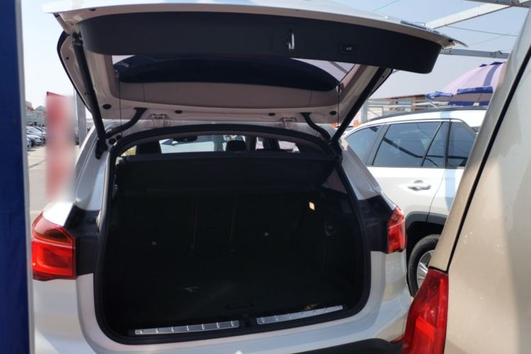 Used BMW X1 2018 sDrive18Li Luxury Model Trunk