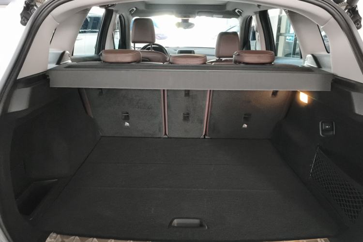 Used BMW X1 2018 xDrive20Li Luxury Edition Trunk