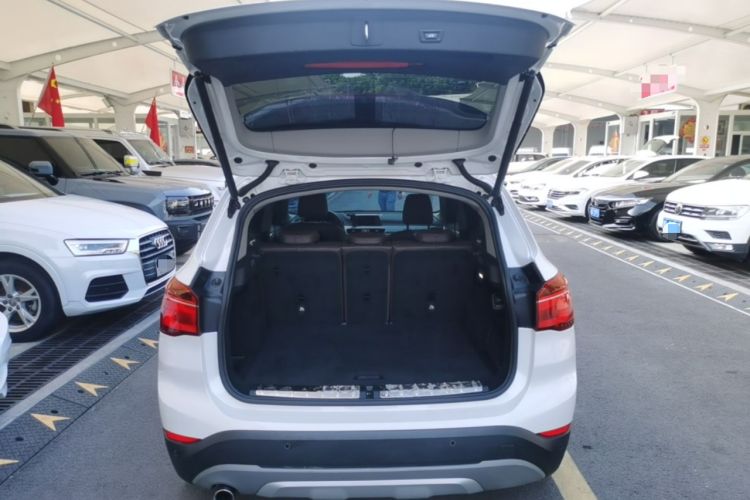 Used BMW X1 2018 sDrive18Li Luxury Model Trunk