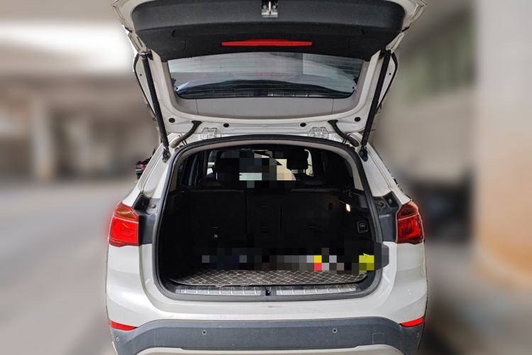 Used BMW X1 2018 sDrive18Li Fashion Model Trunk