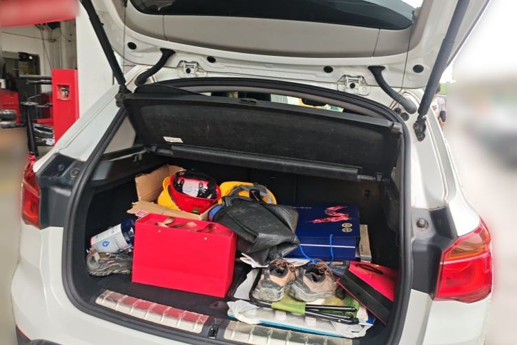 Used BMW X1 2018 sDrive18Li Fashion Model Trunk