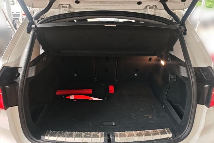Used BMW X1 2018 sDrive18Li Luxury Model Trunk