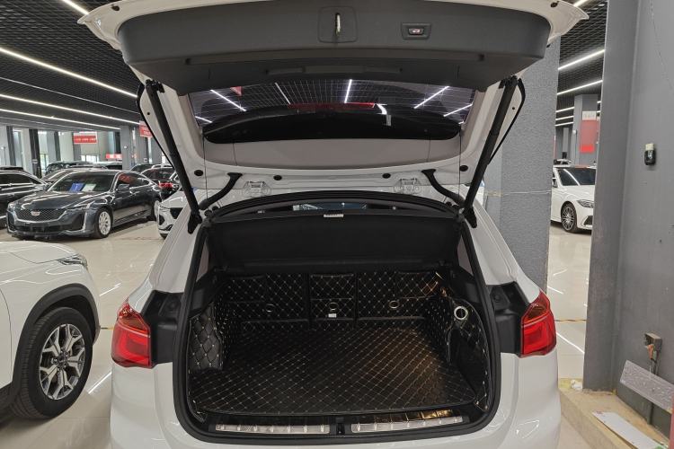 Used BMW X1 2018 sDrive18Li Luxury Model Trunk
