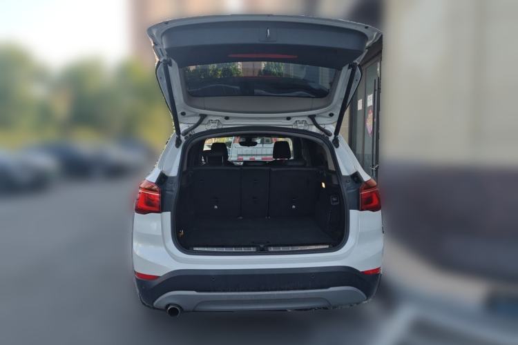Used BMW X1 2018 sDrive18Li Fashion Model Trunk