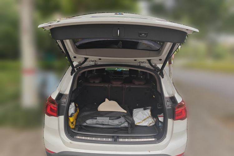 Used BMW X1 2018 sDrive18Li Luxury Model Trunk