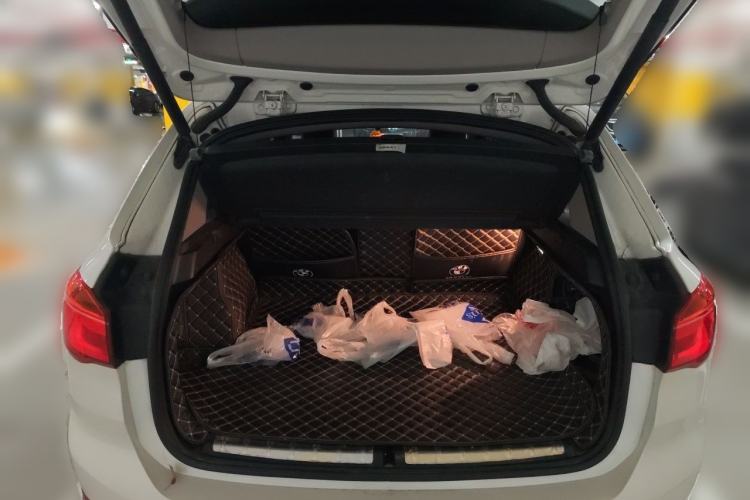 Used BMW X1 2018 sDrive20Li Leading Model Trunk