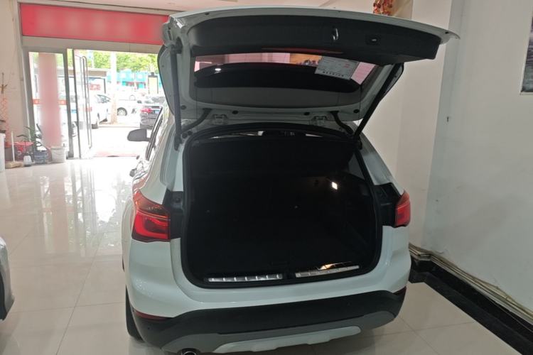 Used BMW X1 2018 sDrive18Li Luxury Model Trunk