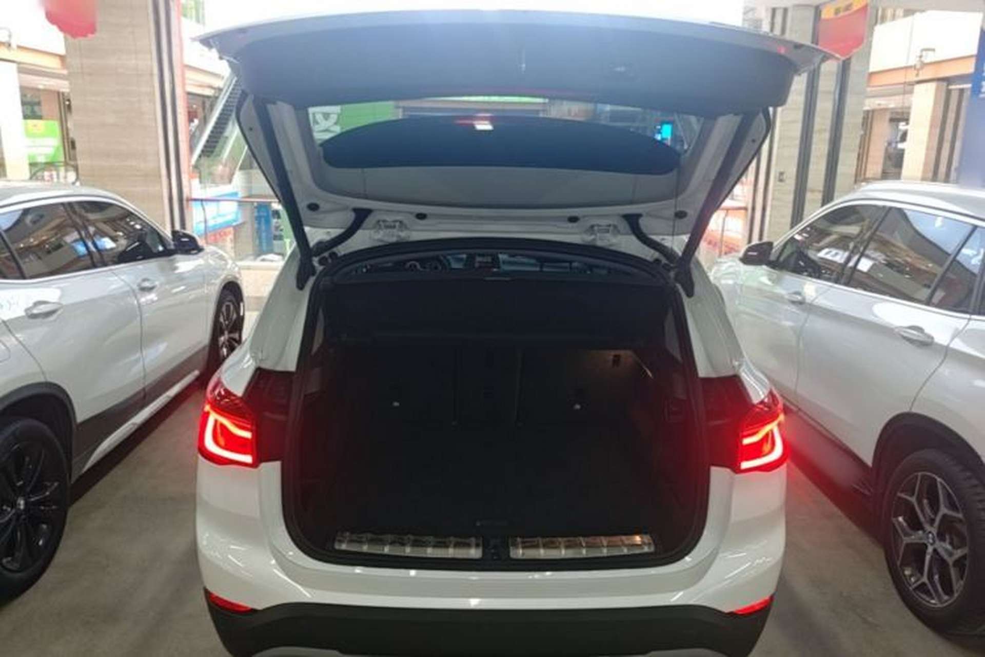 Used BMW X1 2018 sDrive18Li Luxury Model Trunk