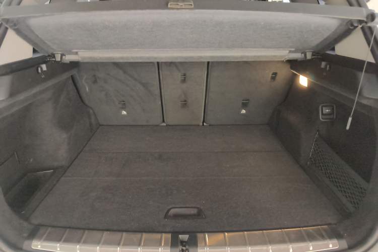 Used BMW X1 2018 sDrive18Li Fashion Model Trunk