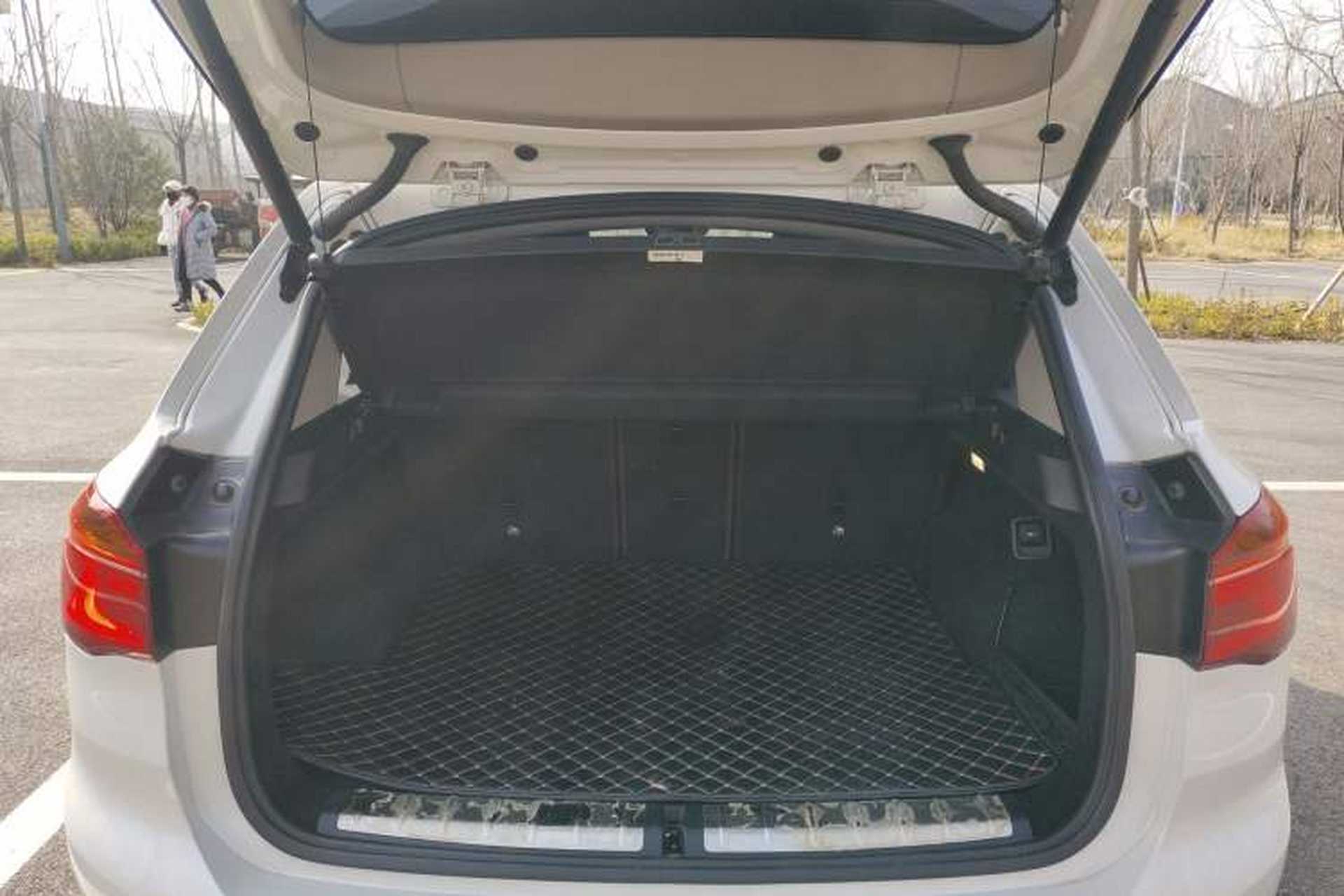 Used BMW X1 2018 xDrive20Li Luxury Edition Trunk