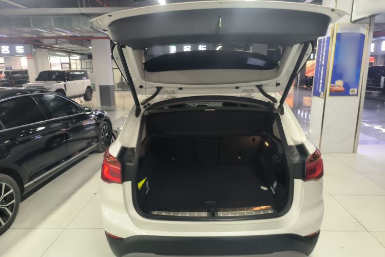 Used BMW X1 2018 sDrive18Li Fashion Model Trunk
