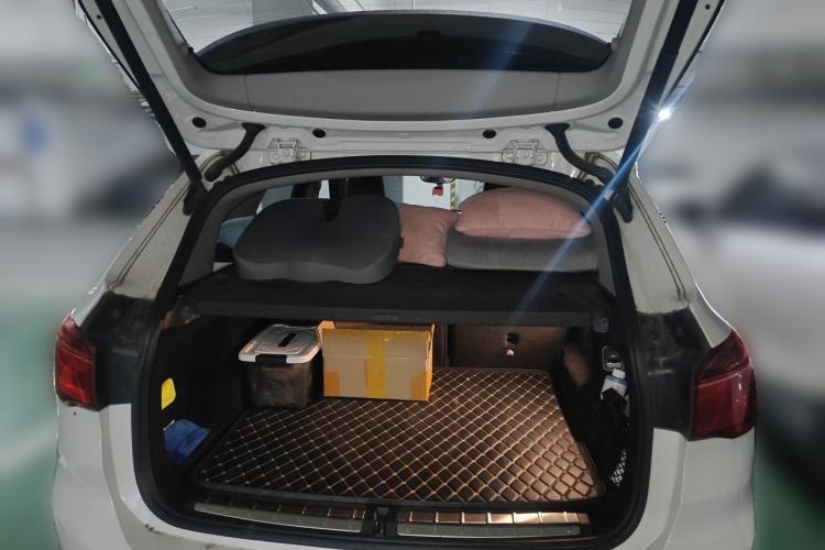 Used BMW X1 2018 sDrive20Li Leading Model Trunk