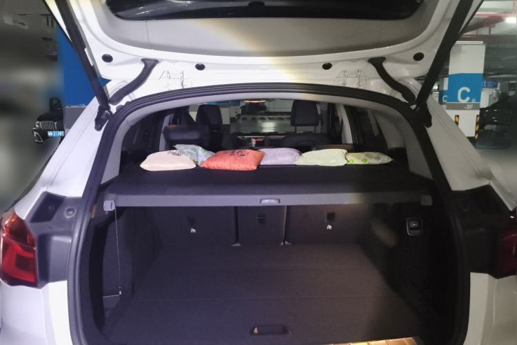 Used BMW X1 2018 sDrive20Li Leading Model Trunk