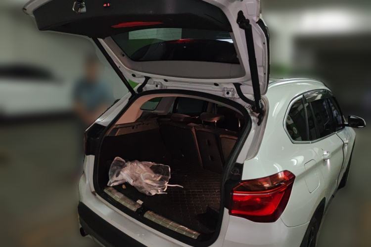 Used BMW X1 2018 xDrive20Li Luxury Model Trunk