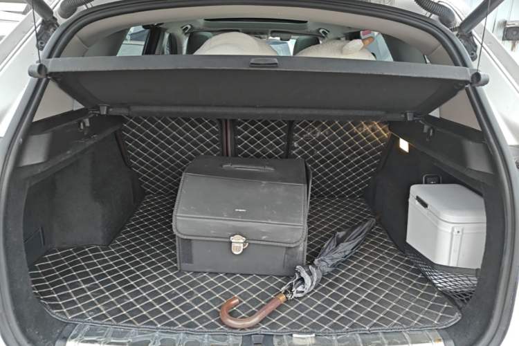 Used BMW X1 2018 sDrive18Li Luxury Model Trunk