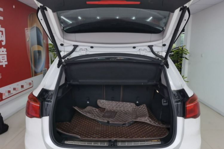 Used BMW X1 2018 sDrive18Li Luxury Model Trunk