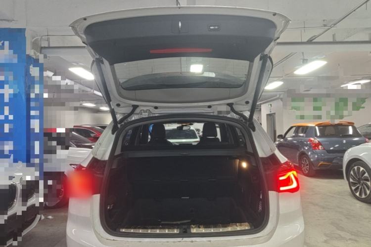 Used BMW X1 2018 xDrive20Li Luxury Model Trunk