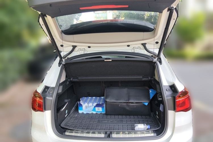 Used BMW X1 2018 xDrive20Li Luxury Edition Trunk