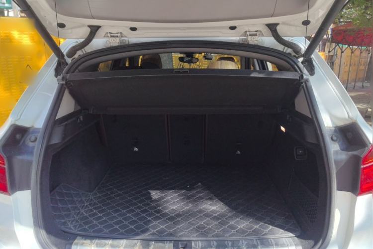 Used BMW X1 2018 xDrive20Li Luxury Edition Trunk