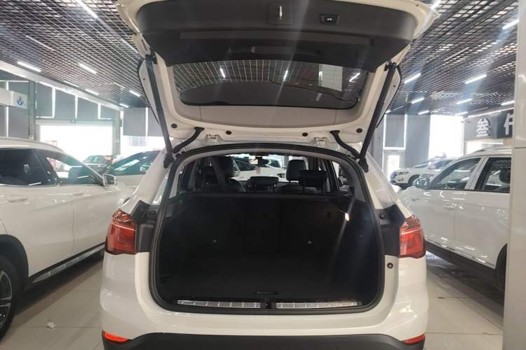 Used BMW X1 2018 sDrive18Li Luxury Model Trunk