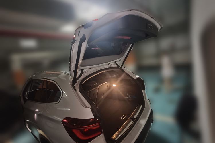 Used BMW X1 2018 xDrive20Li Luxury Edition Trunk