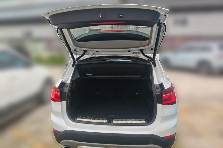 Used BMW X1 2018 sDrive18Li Luxury Model Trunk