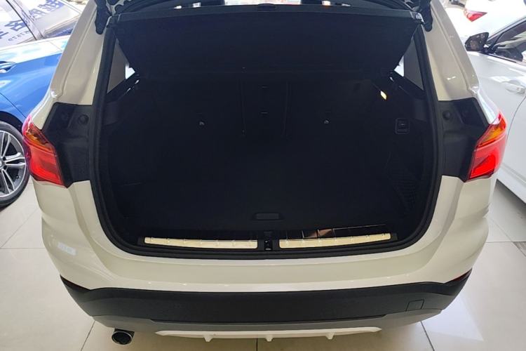 Used BMW X1 2018 sDrive18Li Luxury Model Trunk