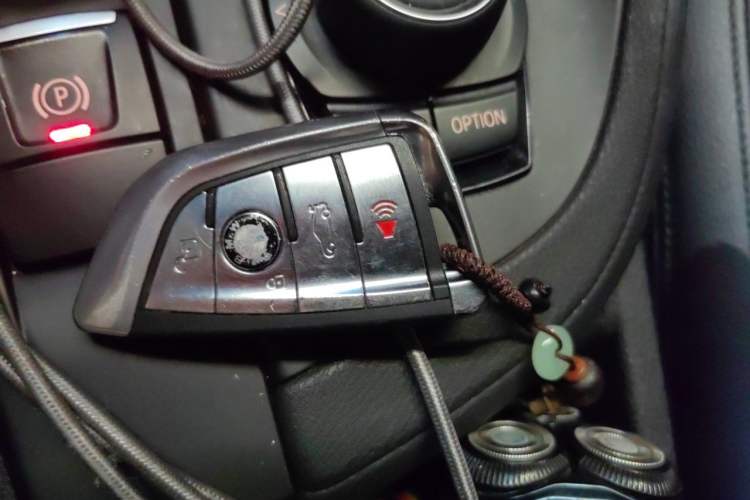 Used BMW X1 2018 sDrive20Li Leading Model Vehicle Key