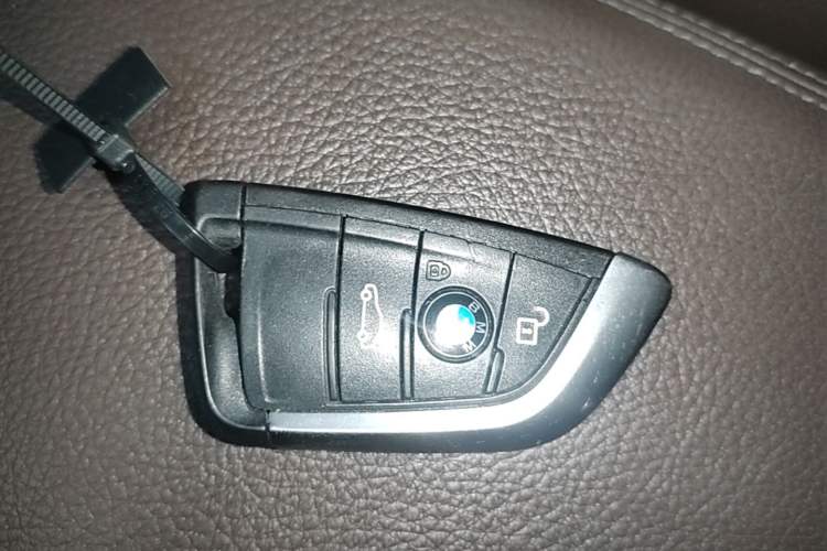 Used BMW X1 2018 xDrive20Li Luxury Edition Vehicle Key