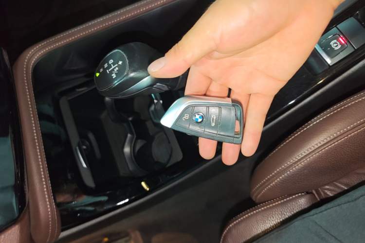 Used BMW X1 2018 xDrive20Li Luxury Edition Vehicle Key