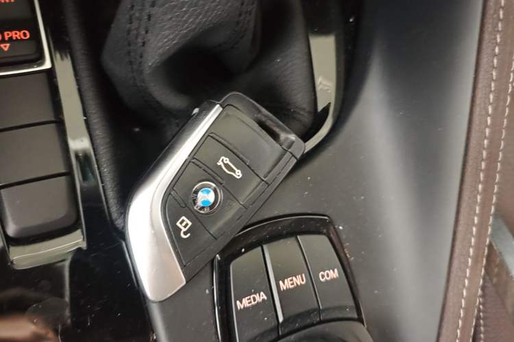 Used BMW X1 2018 sDrive18Li Luxury Model Vehicle Key