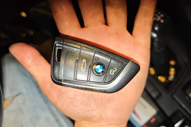 Used BMW X1 2018 sDrive20Li Leading Model Vehicle Key