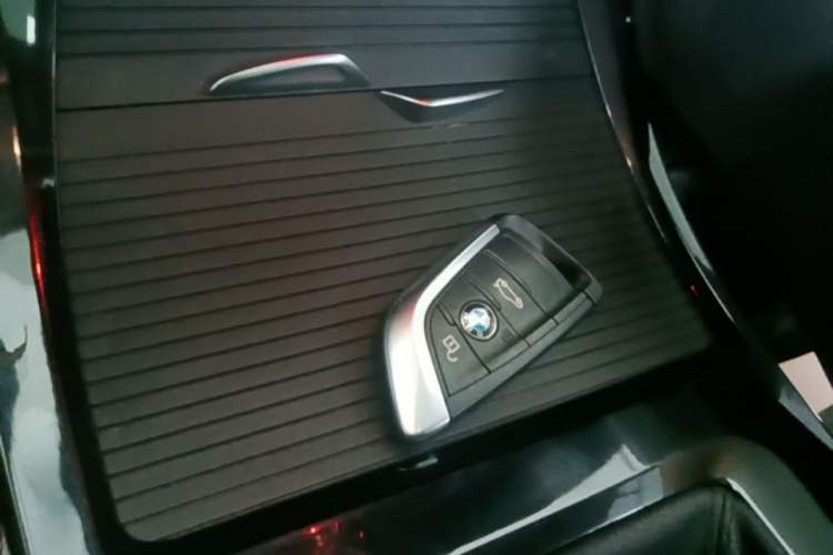 Used BMW X1 2018 sDrive18Li Luxury Model Vehicle Key
