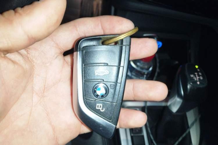 Used BMW X1 2018 sDrive20Li Leading Model Vehicle Key