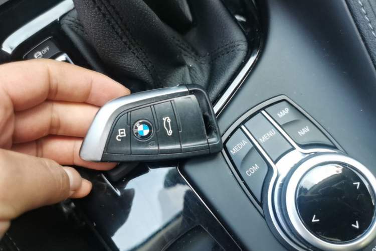 Used BMW X1 2018 xDrive20Li Luxury Edition Vehicle Key