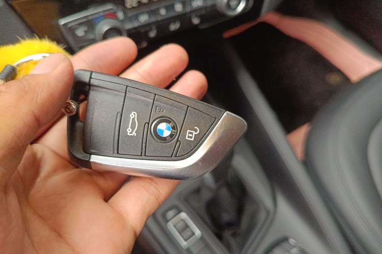 Used BMW X1 2018 sDrive20Li Leading Model Vehicle Key