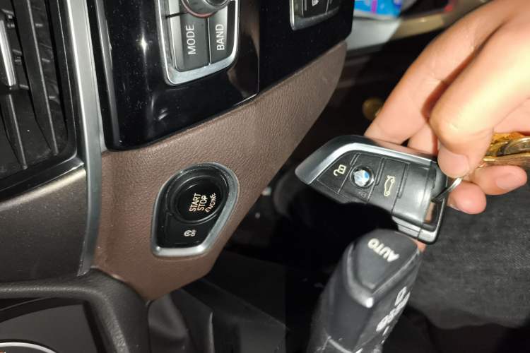 Used BMW X1 2018 sDrive18Li Luxury Model Vehicle Key