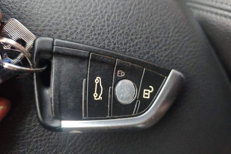 Used BMW X1 2018 sDrive20Li Leading Model Vehicle Key