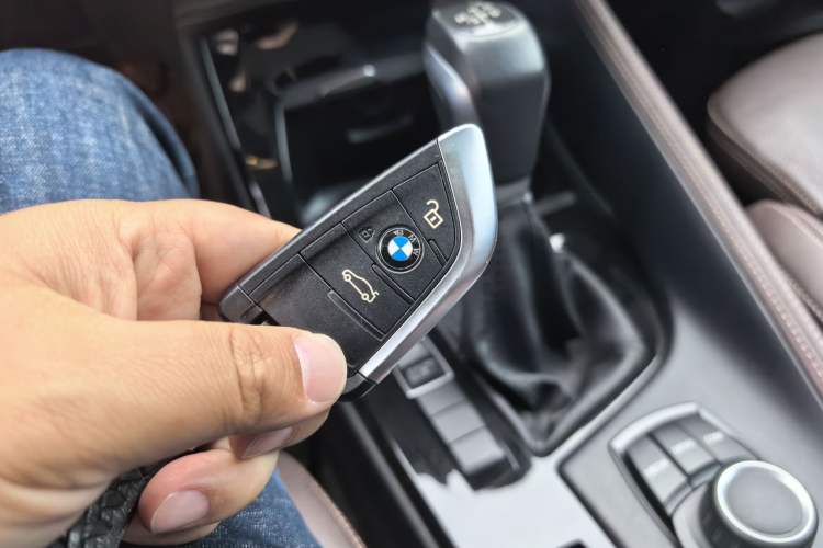 Used BMW X1 2018 sDrive18Li Luxury Model Vehicle Key