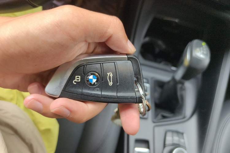 Used BMW X1 2018 sDrive20Li Leading Model Vehicle Key