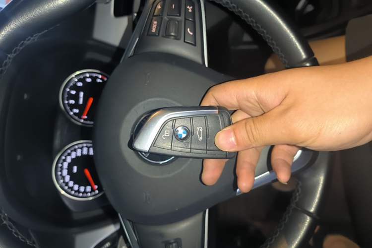 Used BMW X1 2018 sDrive20Li Leading Model Vehicle Key