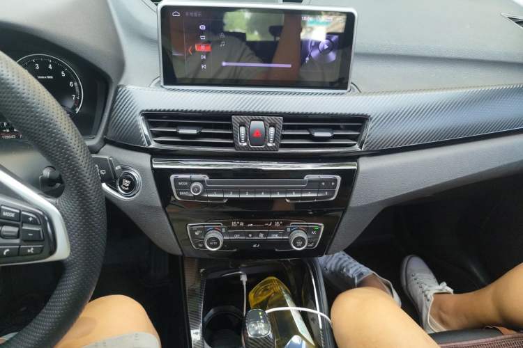 Used BMW X1 2018 sDrive18Li Fashion Model Audio And AC Panel
