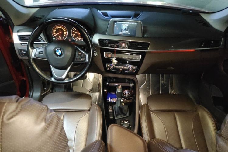 Used BMW X1 2018 sDrive18Li Luxury Model Center Console
