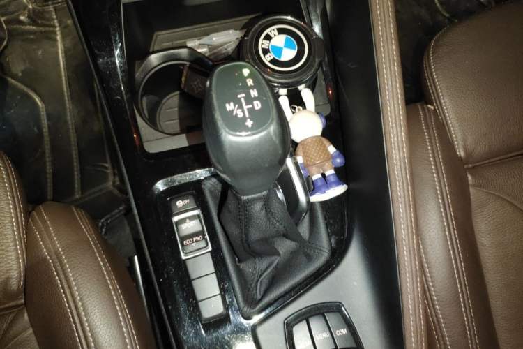 Used BMW X1 2018 sDrive18Li Luxury Model Gear Lever