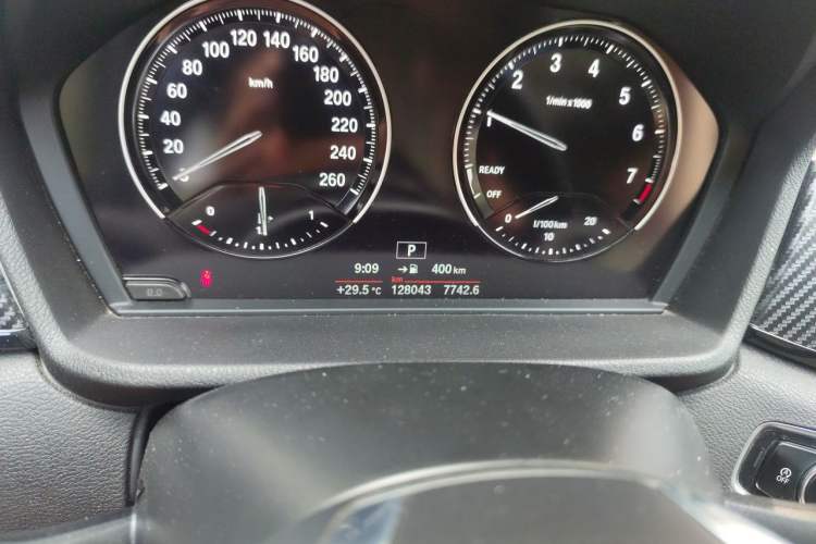 Used BMW X1 2018 sDrive18Li Fashion Model Odometer Close Up