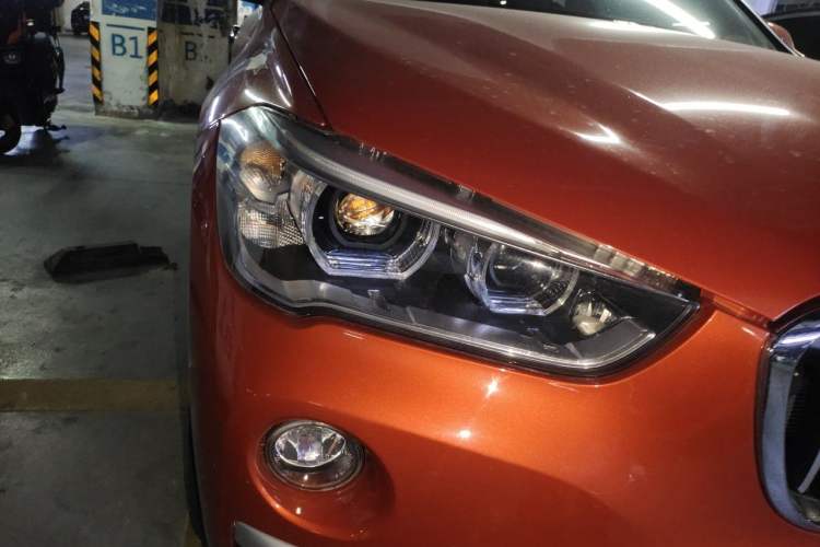 Used BMW X1 2018 sDrive18Li Luxury Model Right Front Headlight